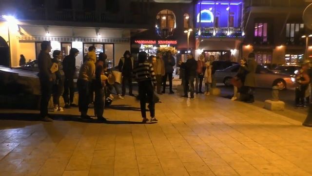 ? Лезгинка грузинские танцы в центре Тбилиси, Грузия 2019 смотреть онлайн