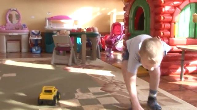 Семья для Саши-надо помочь! смотреть онлайн