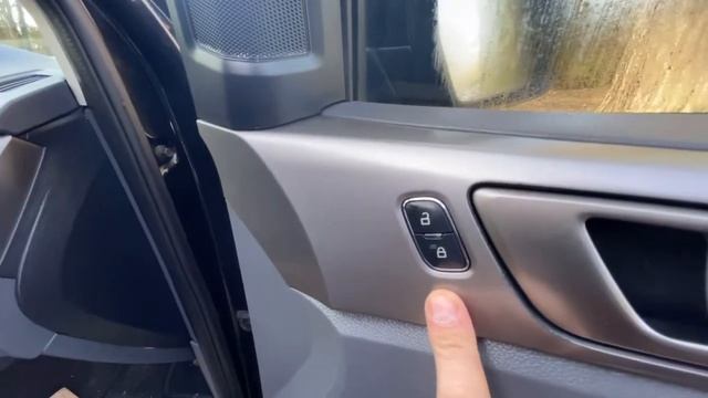 Walk around video of our 16 Ford Ranger 3.2 TDCI 200 Limited (Nav)80,000 Miles Full Service History смотреть онлайн