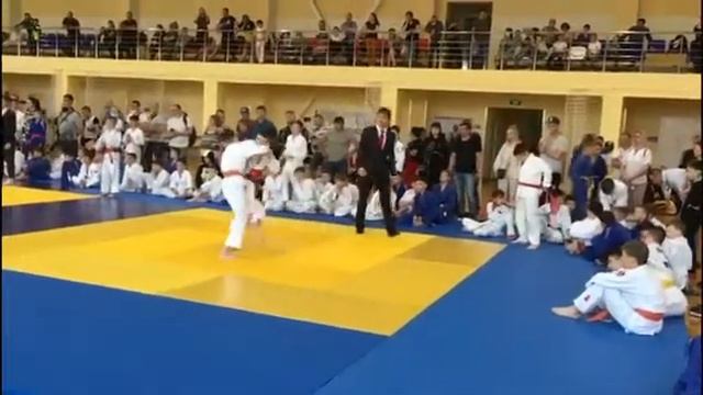 Дзюдо в исполнении Семёна Семенова (10 лет) смотреть онлайн
