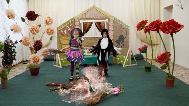 Видеопредставление "Что даёт наставничество для профессионального роста" смотреть онлайн