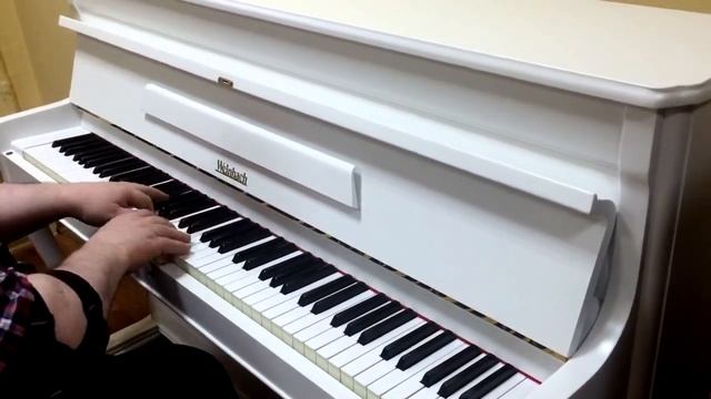 Белоснежное пианино Weinbach Antique (Petrof)