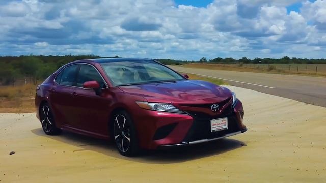 2018 Toyota Camry XSE смотреть онлайн