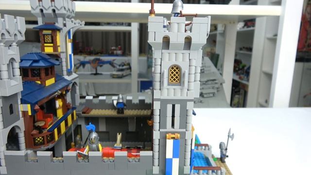 My Custom Castle From 3 x #31120 Sets! смотреть онлайн