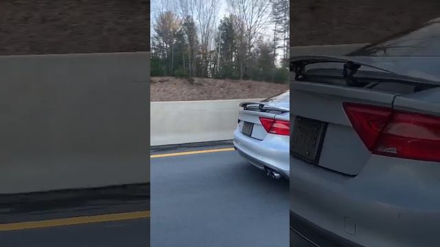 Audi s7 flexing on the highway like a Boss смотреть онлайн
