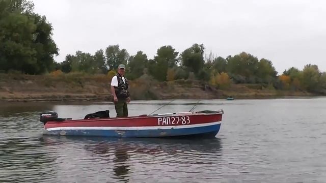 База "Причал рыбака". Осенняя рыбалка 2012 смотреть онлайн