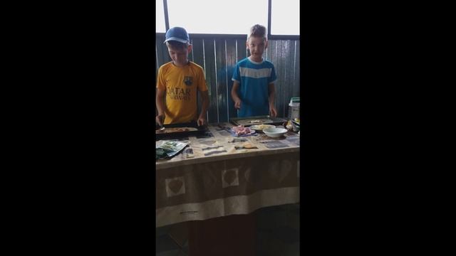 Детское кулинарное шоу - как приготовить пиццу смотреть онлайн