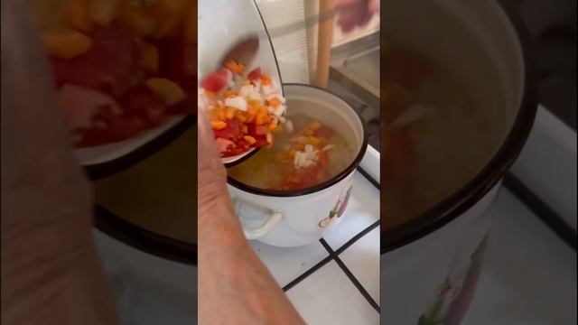 Щи с квашеной капустой! Простой рецепт без зажарки. #щи #квашенаякапуста #вкуснополезно