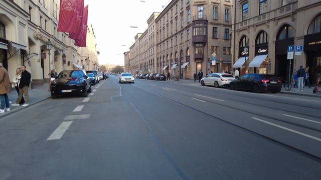 Munich Walk - Maximilianstraße 2021 | 4K | Teil 1 смотреть онлайн