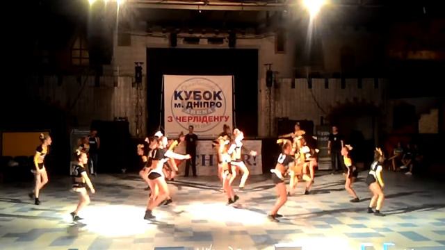 золото черлидинг Днепр СШ 134 смотреть онлайн