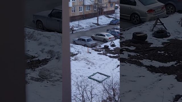 детская площадка в нашем дворе смотреть онлайн