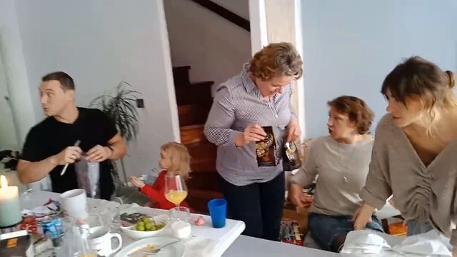 Экономический кризис в Германии. Дед Мороз уже не тот. Рождественские подарки 2022. смотреть онлайн