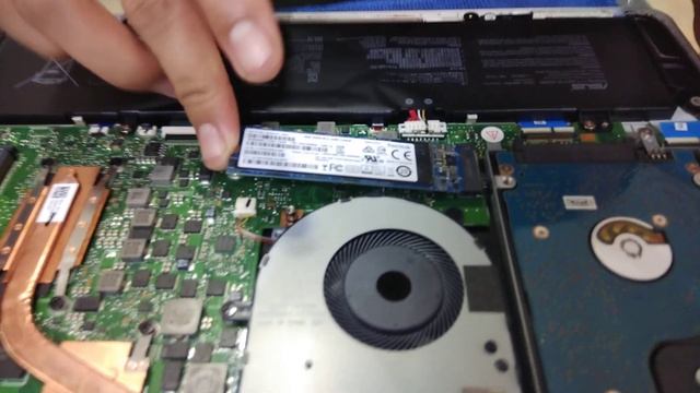 TEARDOWN - ASUS VIVOBOOK S14 S410UN Indonesia - With Nvidia GeForce MX150 смотреть онлайн