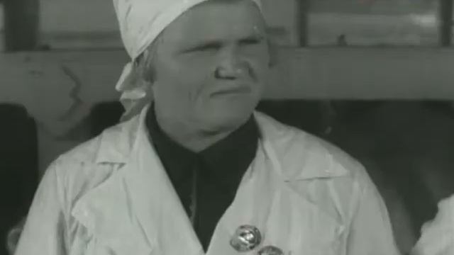 ВИТРИНА СОЦИАЛИЗМА смотреть онлайн