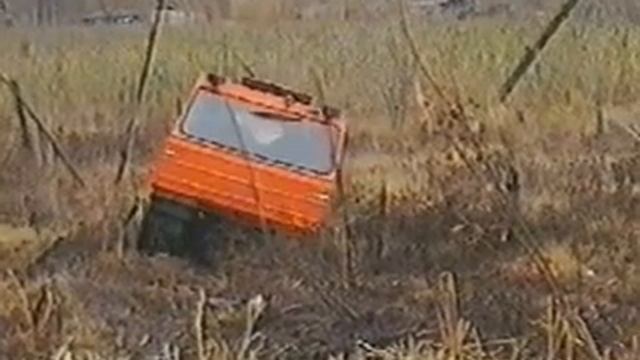 МТ-04 в болотах Нижневартовска смотреть онлайн