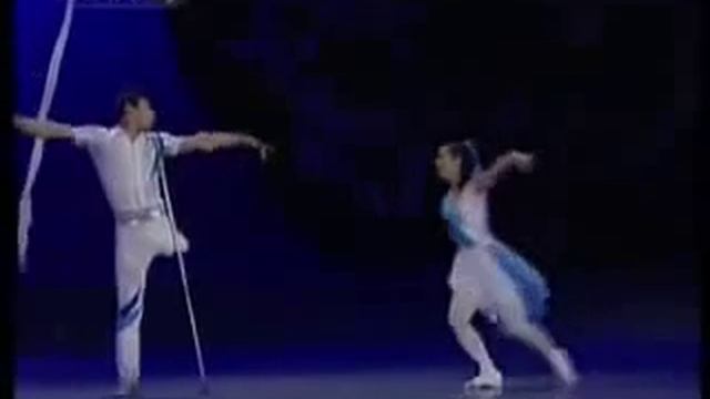 Пара танцует смотреть онлайн