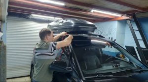 Установка дефлектора (водосток) лобового стекла фирмы Стрелка11 на автомобиль Creta.