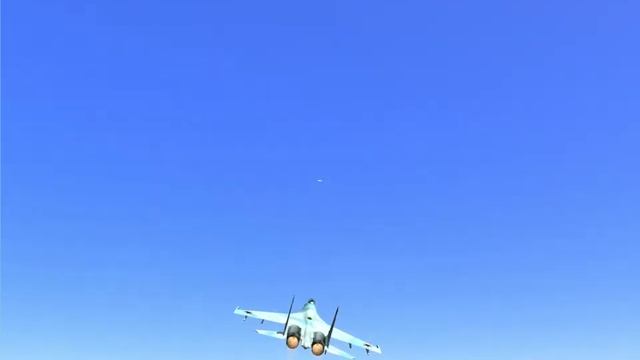 Dodging Missiles in Lock On: Modern Air Combat смотреть онлайн