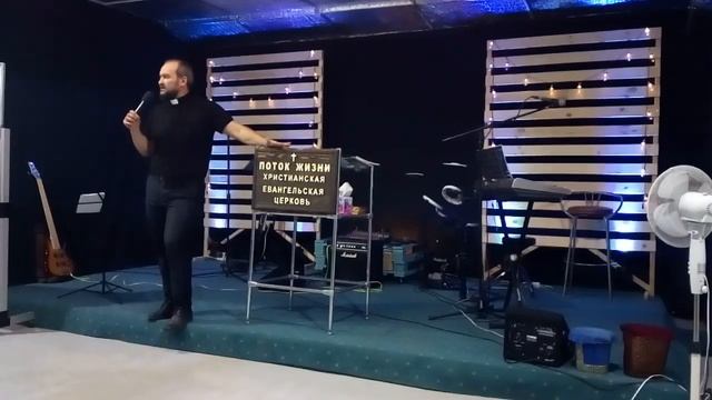 НЕ ЗАБОТЬТЕСЬ О ЗАВТРАШНЕМ ДНЕ смотреть онлайн