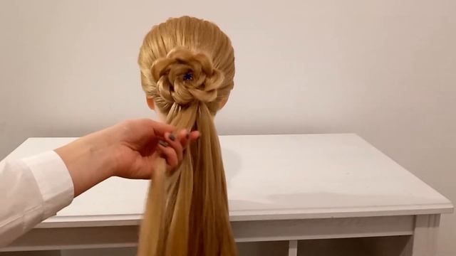 ?Легкие прически пошагово?EASY hairstyle . Hairstyle for holiday, school, birthday . смотреть онлайн