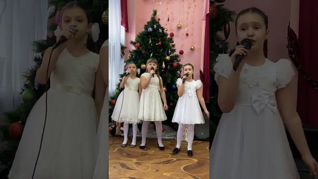 Творческое объединение "Звонкие голоса" - "Рождество" смотреть онлайн
