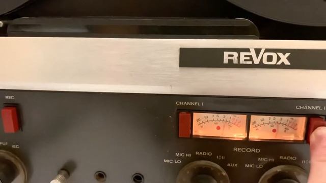 Revox A77 Reel to Reel Tape recorder смотреть онлайн