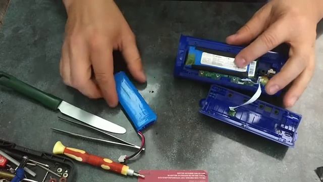 JBL FLIP 3 Bluetooth speaker battery dead symptoms and replacement смотреть онлайн