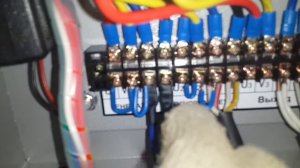 Подключение 380 В к 220 В. Бензогенератор FUBAG BS 6600 AES с АВР