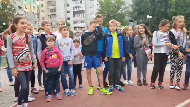 Зелена Бабуся , Вуйцьо . Свято родини частина 24 смотреть онлайн