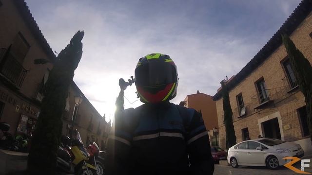 Primeras impresiones de la Honda CBR 600 RR | MotoVlog en español | Rider Finneo смотреть онлайн