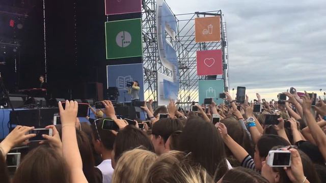 ALEKSEEV в Питере смотреть онлайн