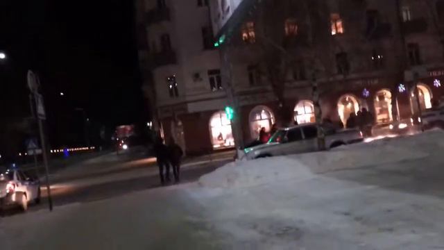 Полицейские задержали барнаульского гонщика смотреть онлайн