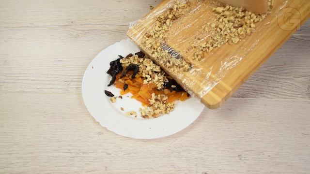 КУТЯ. Рецепт куті на Різдво. КУТЯ З ПЕРЛОВОЇ КРУПИ в мультиварці. смотреть онлайн