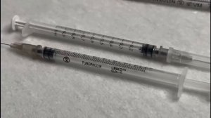 Отличия инсулинового шприца от туберкулинового. #МедРасходка #отличияшприцов #шприцы #инсулин