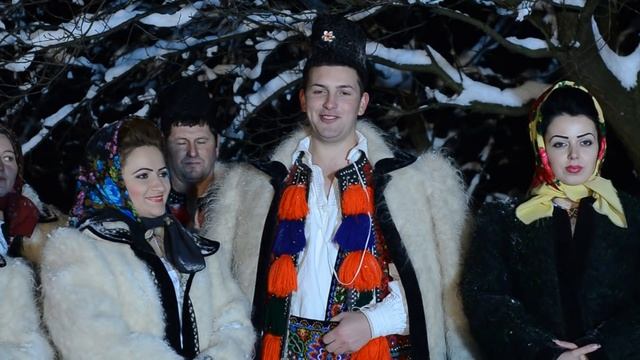 Colinde noi 2013 - Ionut Bledea - Seara de craciun frumos смотреть онлайн