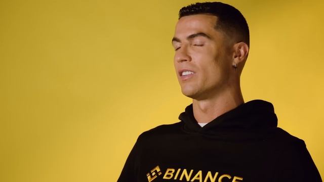 Ask Cristiano Ronaldo Anything with Binance смотреть онлайн