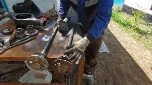 как обрезать полуось? как нарезать шлицы?