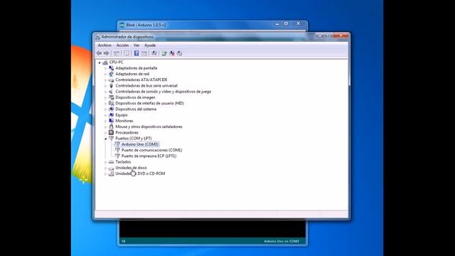 Primera carga de un programa Arduino смотреть онлайн