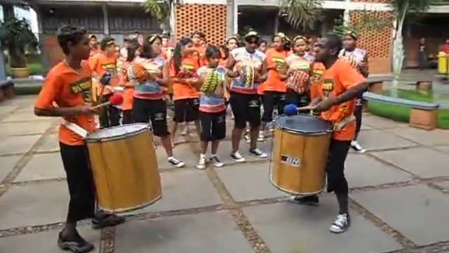 Olodum - Samba Reggae смотреть онлайн