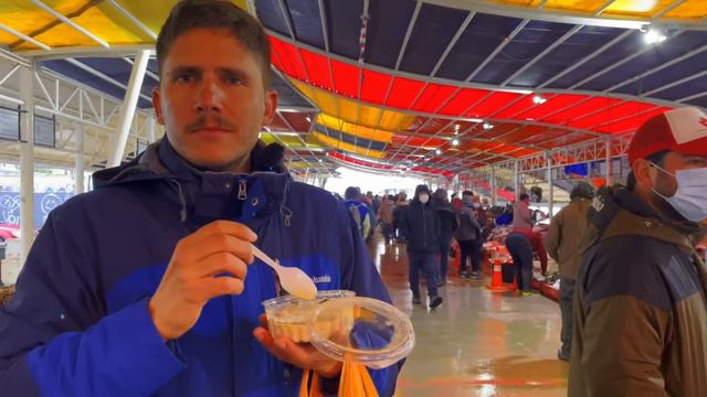 🦐 PROBAMOS COMIDA en uno de los MERCADOS más famosos de CHILE 🌎 T5|E8 [Valdivia, Chile] смотреть онлайн
