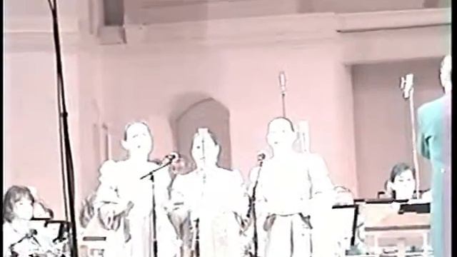 "У нас нонче субботея". Народная песня. Исполняет Трио ЛАДА. смотреть онлайн