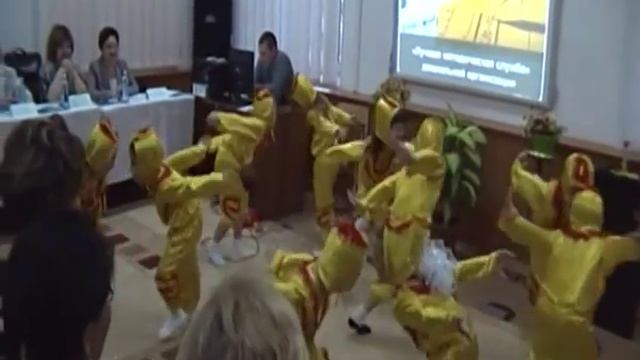 танец цыплят смотреть онлайн