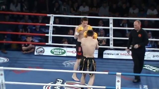 W5 Fighter 30.03.12: Игорь Оноприенко vs Артём Кошелев 1р. смотреть онлайн