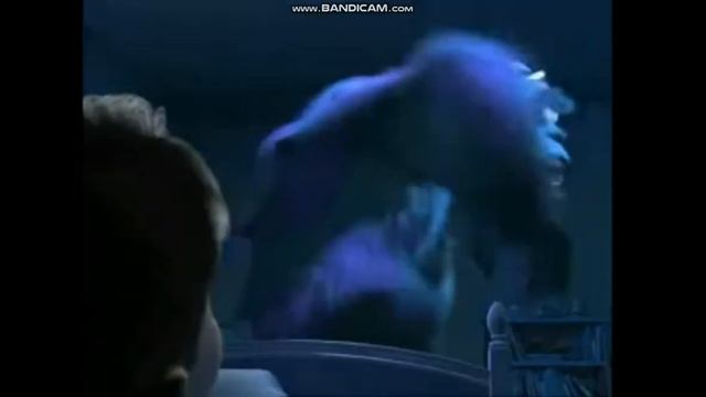 James p Sullivan Roars at Sid Phillips смотреть онлайн