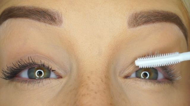 How to Use Lash Primer | Laura Louise смотреть онлайн
