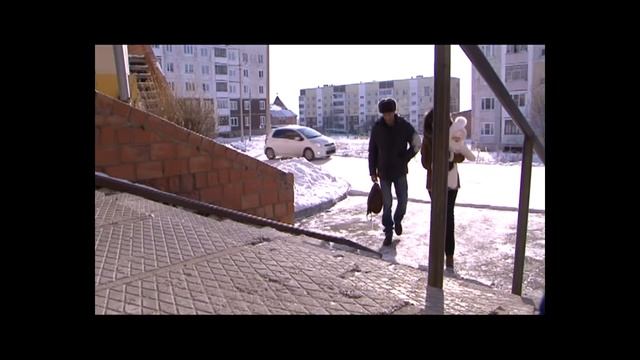 Лестница детской поликлиники на улице Мечтателей по-прежнему щербата и опасна смотреть онлайн