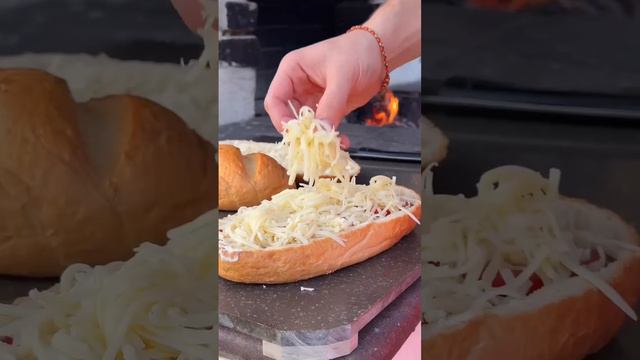 Батон с начинкой 🔥