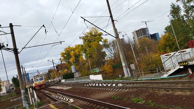 ЭР9М-396 прибывает на Протасов Яр смотреть онлайн