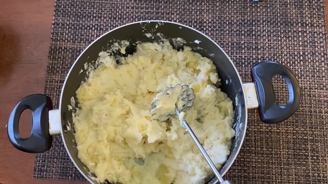 How to: Fully Loaded Mashed Potatoes Recipe смотреть онлайн