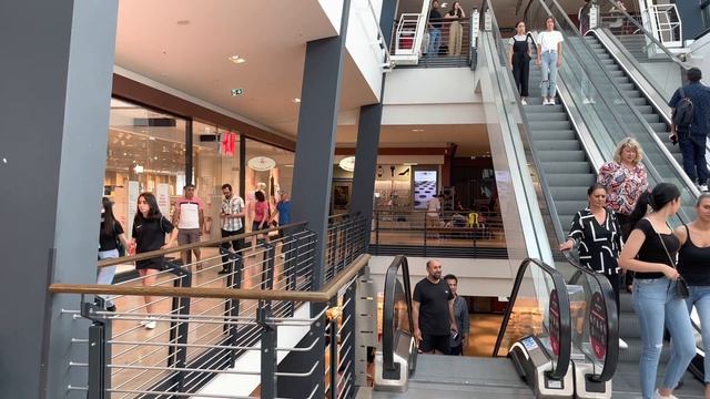 Mercaden Böblingen , Shopping Mall in Böblingen Germany ?? 4k смотреть онлайн